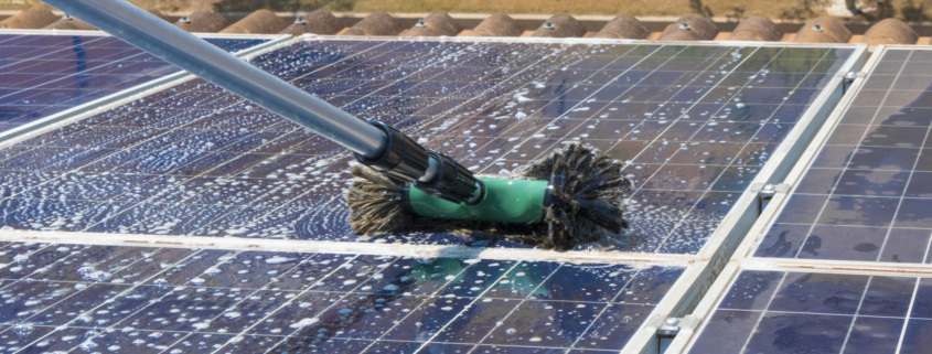 päikesepaneelide puhastus